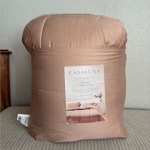 NWT King/California King Rayon from Bamboo Comforter Set Light Adobe Clay